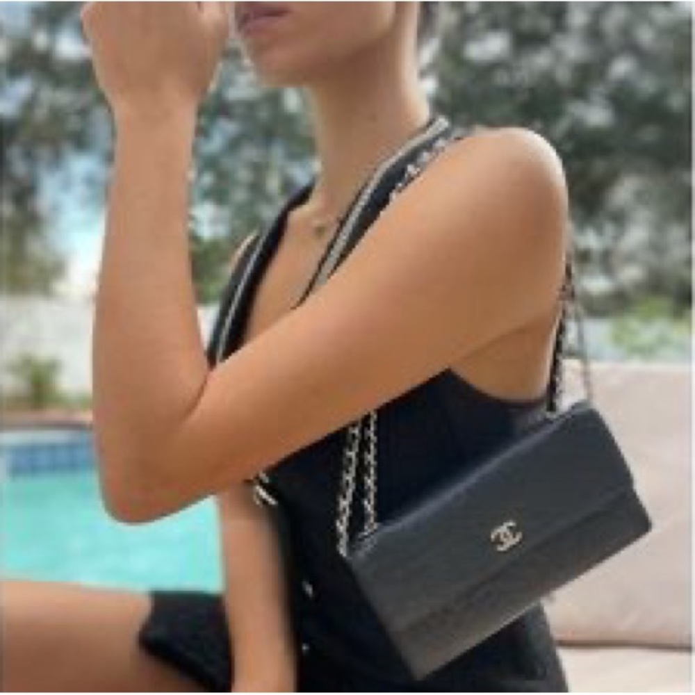 CHANEL Black Wallet on Chain